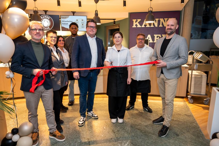 Neues-Caf%C3%A9-im-Foyer-des-EVK