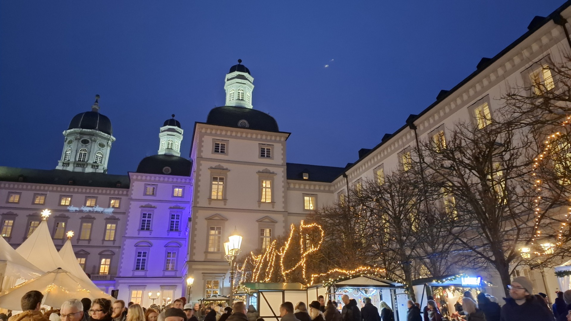 Einzigartig, stilvoll, festlich: 15. Unikat Weihnachtsmarkt im Althoff Grandhotel Schloss Bensberg