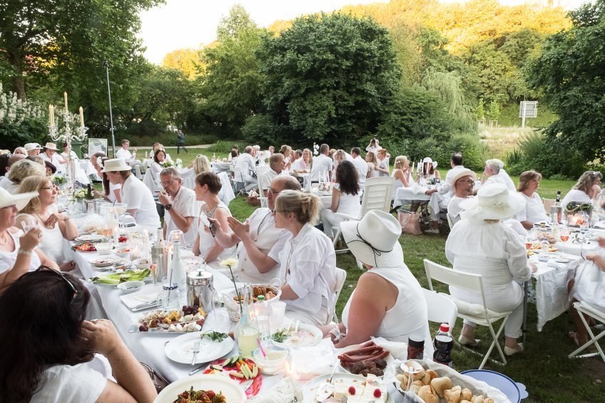 Das-beliebte-White-Dinner-ist-zur%C3%BCck%3A-08--August-2025